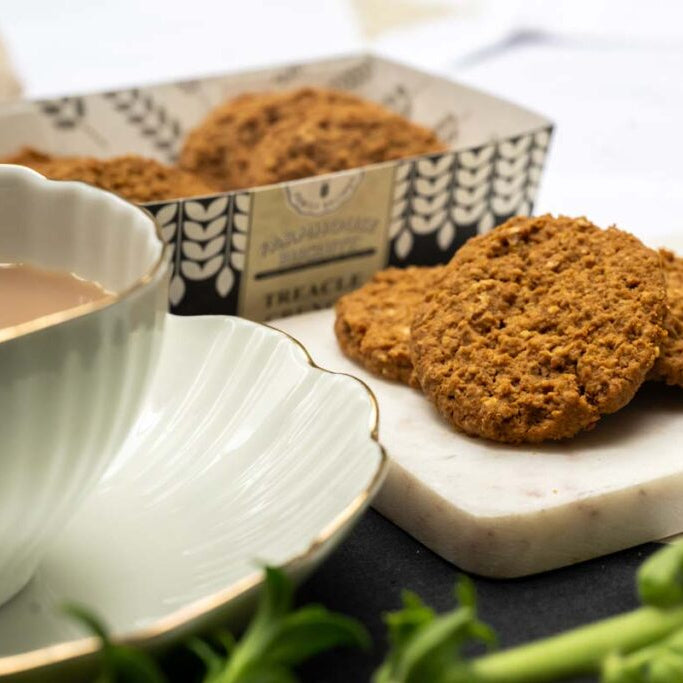 FARMHOUSE BISCUIT Treacle Crunch 200g