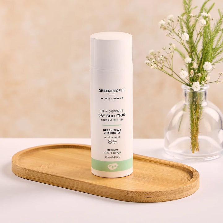 GREEN PEOPLE Day Solution Cream SPF15 50ml